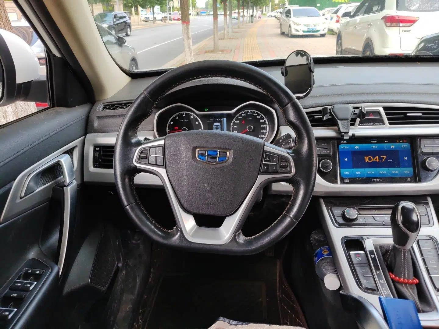 Geely Auto Emgrand X7 Sport 2016 1.8TD Automatic ZhiShang Model — миниатюра 10