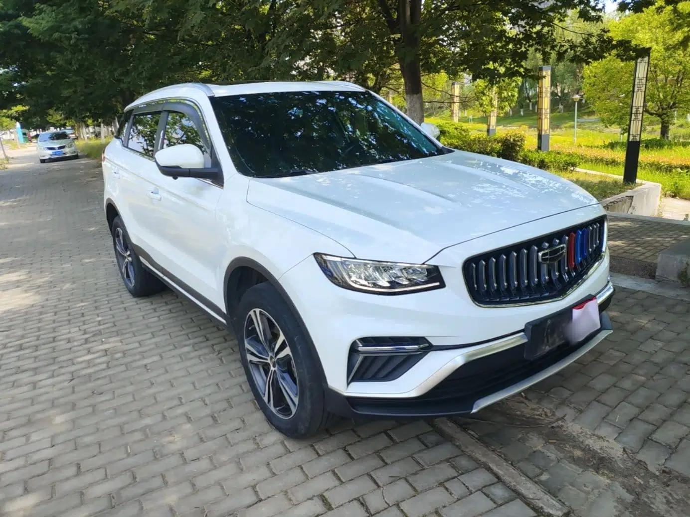 Geely Auto Emgrand X7 Sport 2022 1.8TD DCT Zhiya Trim — миниатюра 3