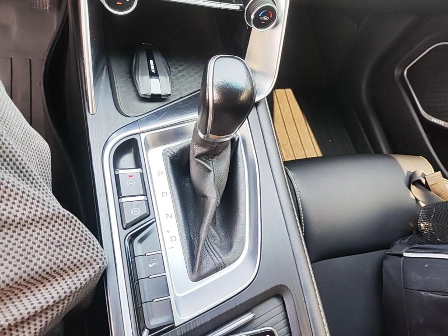 Geely Auto Binray 2021 1.4T CVT Asian Games Edition — миниатюра 26
