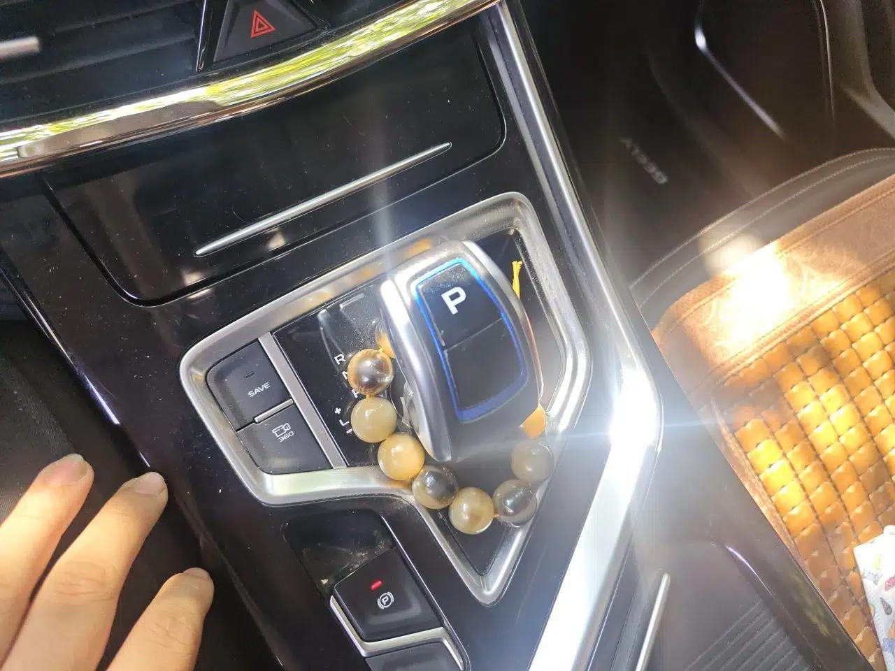 Geely Auto Jiajie New Energy 2019 1.5TD PHEV Deluxe Edition — миниатюра 14