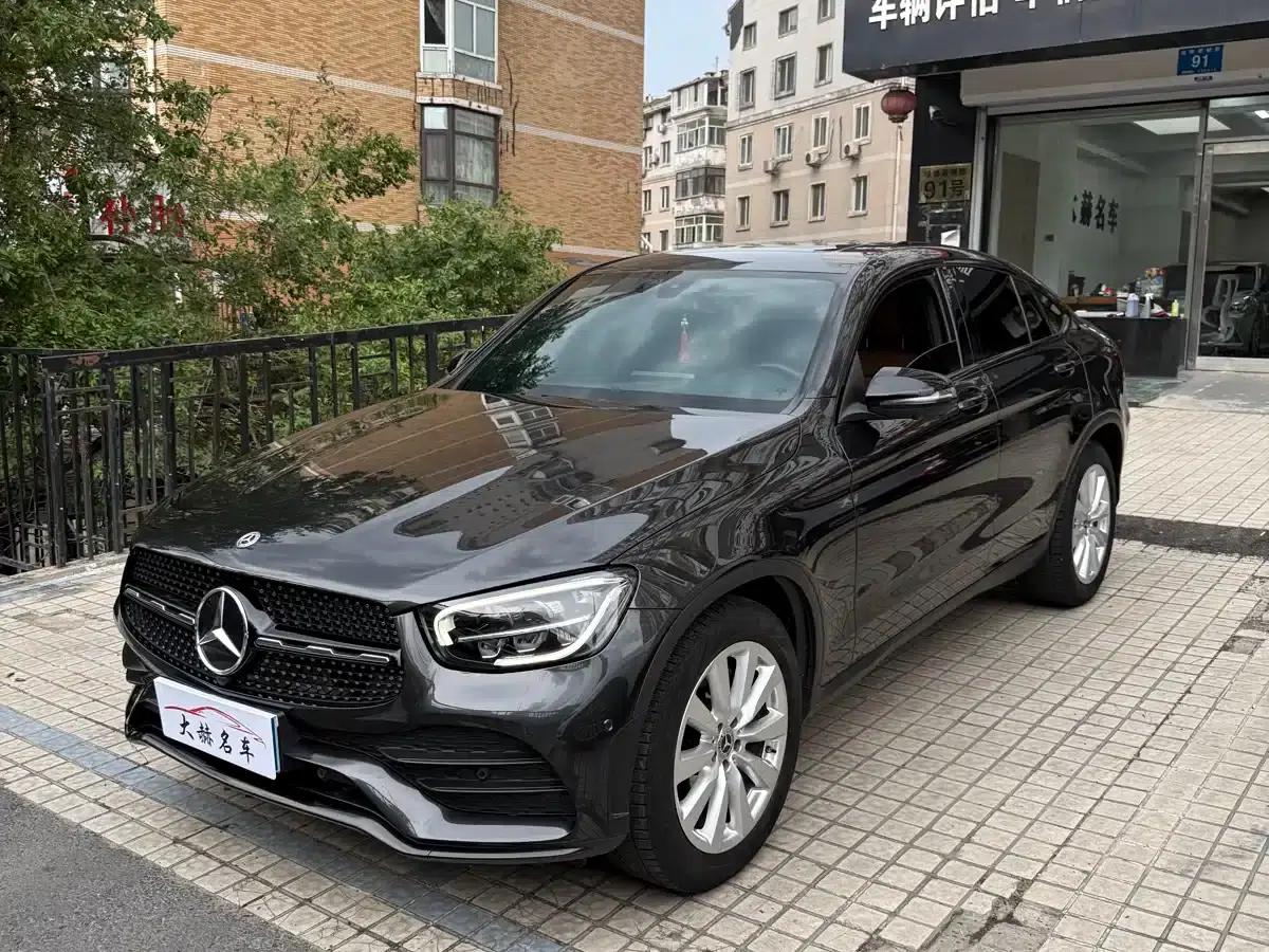 2022 Mercedes-Benz GLC Coupe, GLC 260 4MATIC Coupe SUV — миниатюра 1