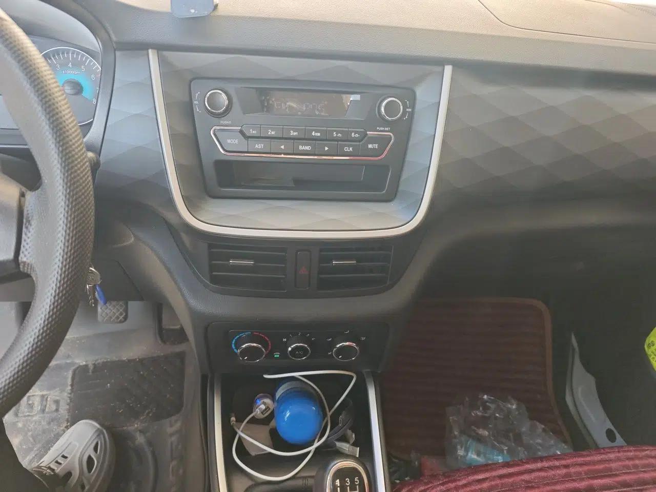 Jinbei Gold Hiace M Classic 2024 1.5L Engineering Lion Passenger Vehicle 6 Seats — миниатюра 13