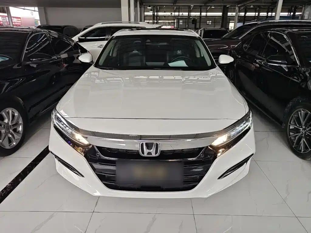 2018 Honda Accord 260TURBO Luxury Edition (China VI Emission Standard) — миниатюра 3