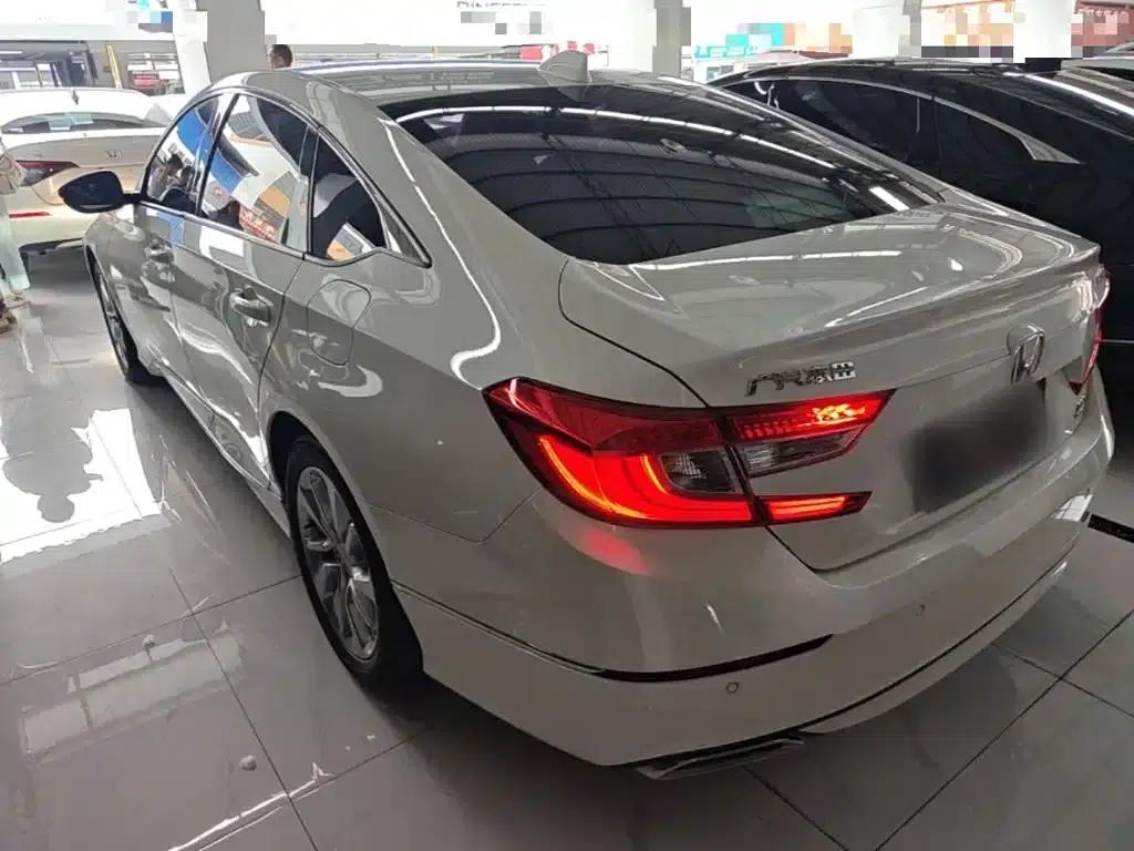2018 Honda Accord 260TURBO Luxury Edition (China VI Emission Standard) — миниатюра 5