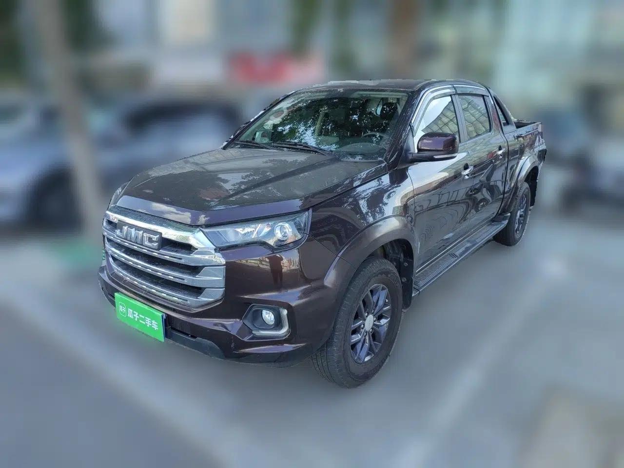 JMC Yuhu 7 2022 2.0T Automatic Diesel Two-Wheel Drive Comfort Plus Long Wheelbase — миниатюра 1