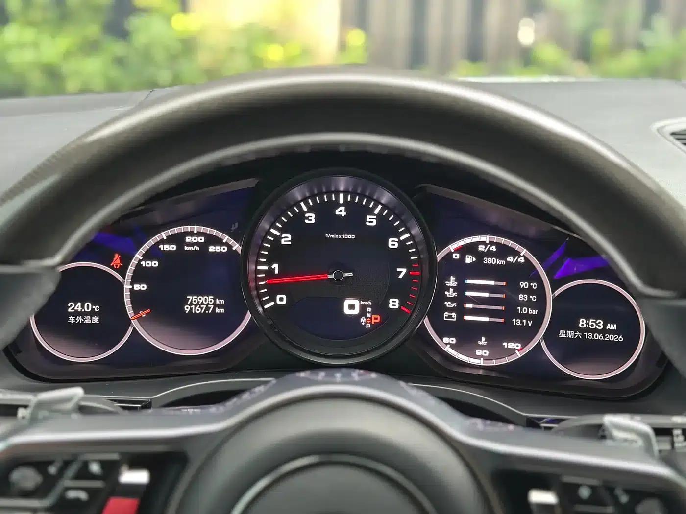 2022 Cayenne 3.0T Platinum Edition — миниатюра 9