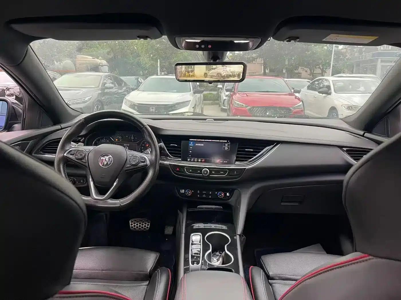 Buick Regal 2020 GS 28T Elite — миниатюра 8