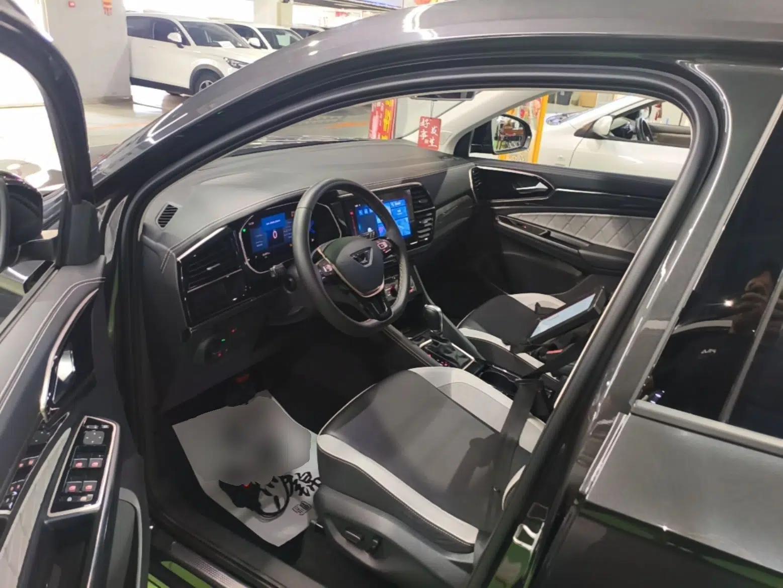 Jetta VS7 2022 280TSI Automatic High-Gloss Enjoyment Edition — миниатюра 23