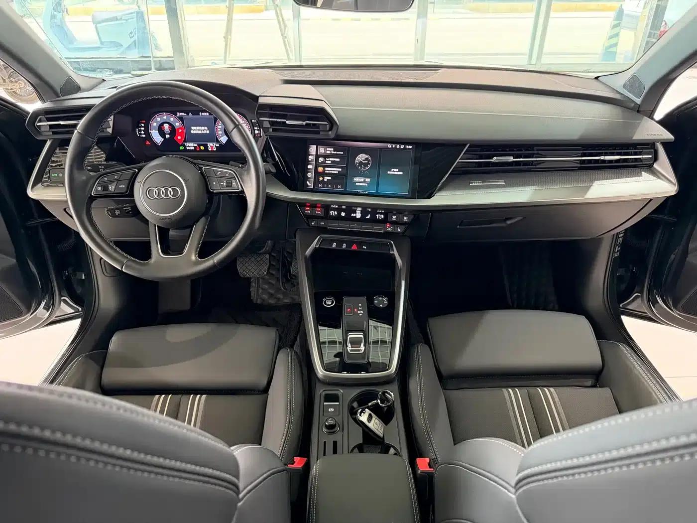 Audi A3 2023 Sportback 35 TFSI Fashion Sport — миниатюра 11
