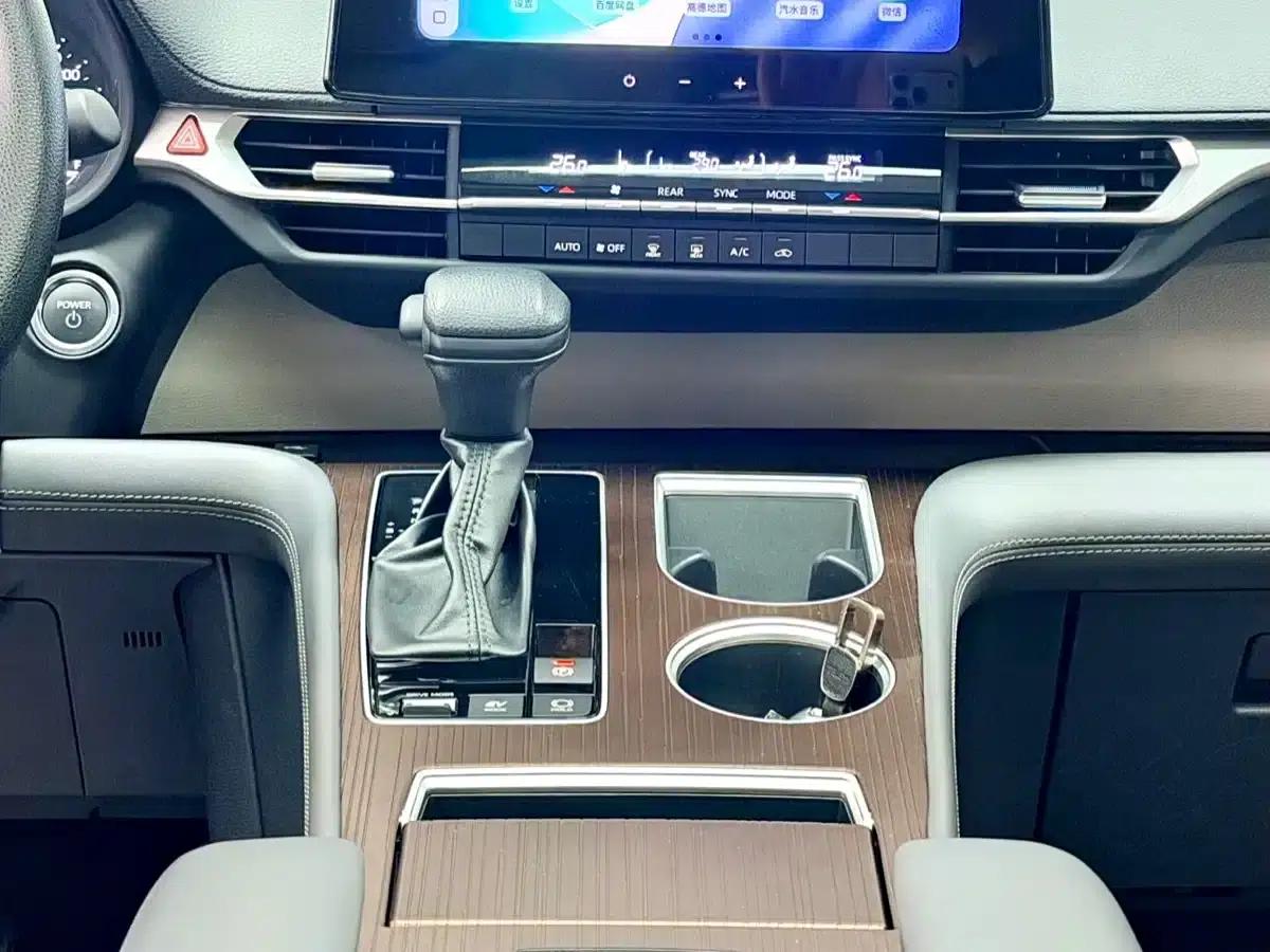 2024 Sienna 2.5L Hybrid Comfort Edition — миниатюра 5