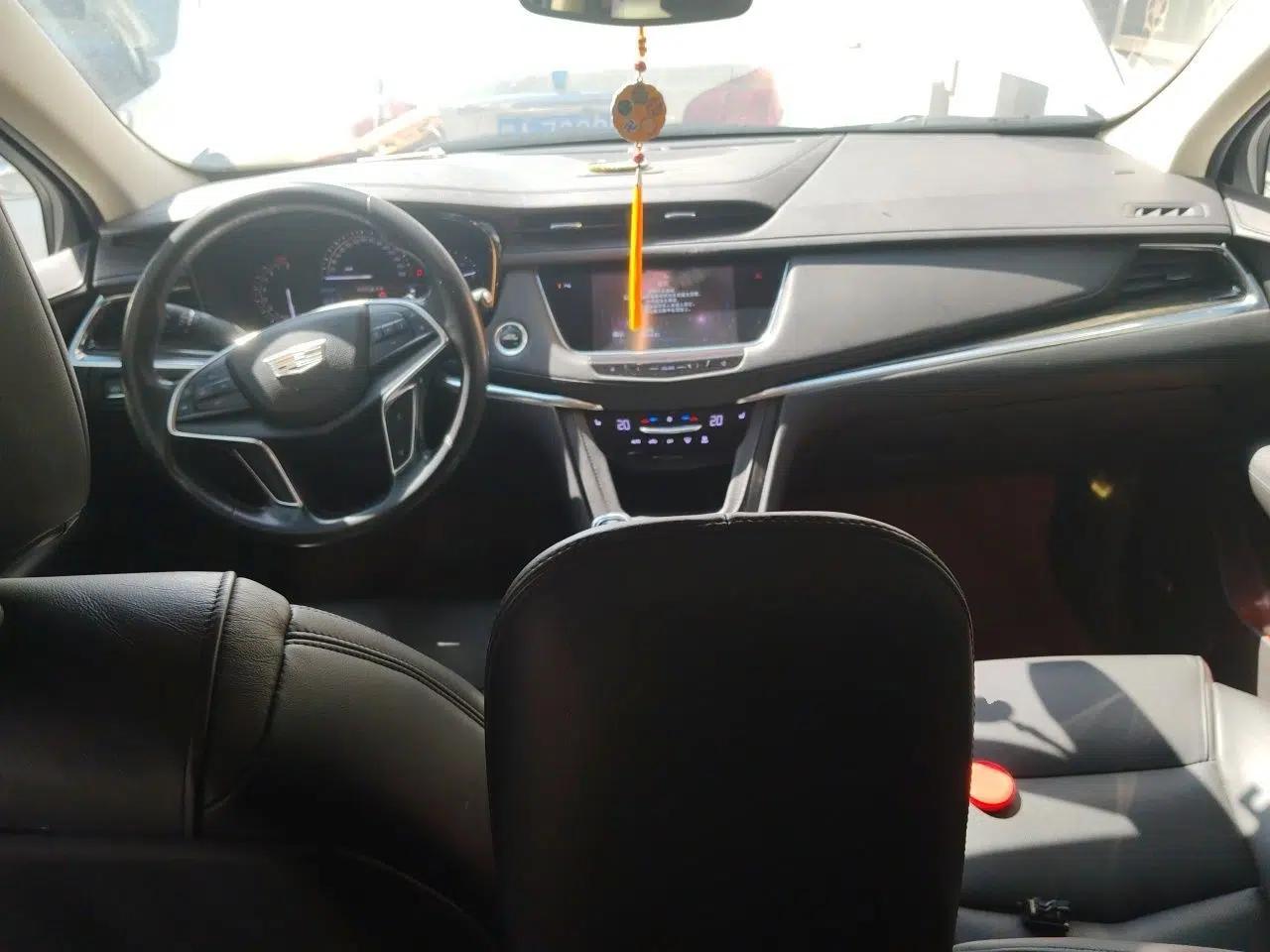 Cadillac XT5 2016 25T Luxury Model — миниатюра 9