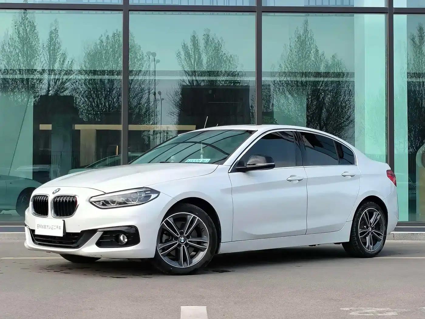 2018 BMW 1 Series 118i Sport — миниатюра 1