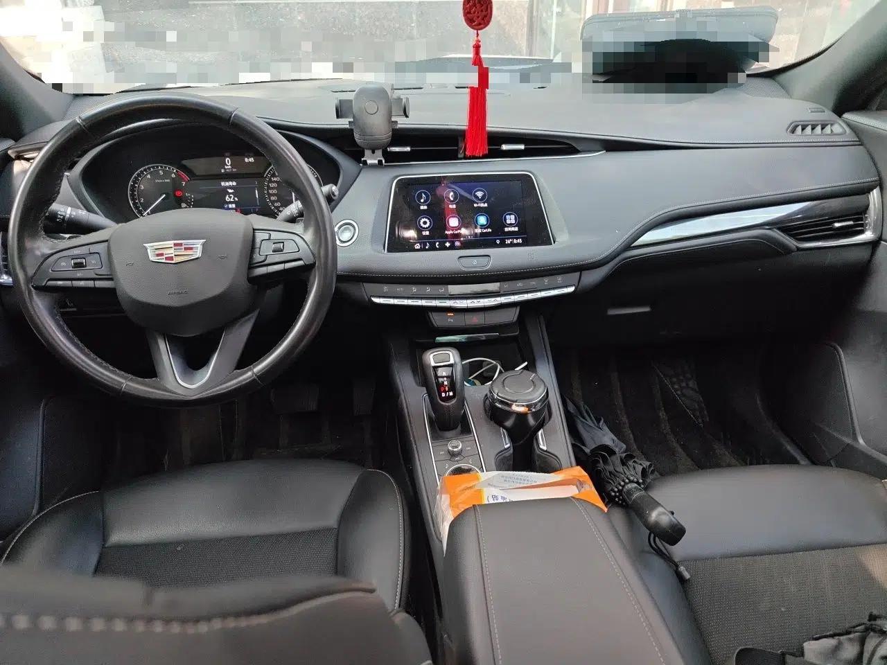 Cadillac XT4 2018 28T Two-Wheel Drive Tech Version — миниатюра 9