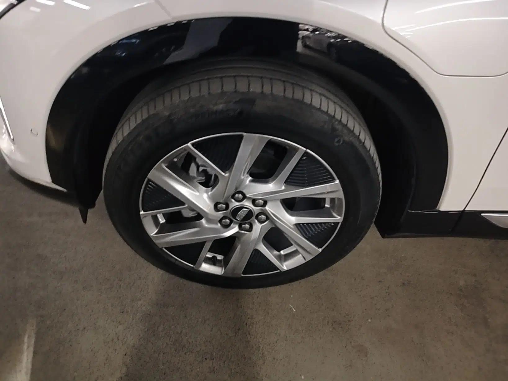 Cadillac OPTIQ 2024 Standard Range Version — миниатюра 10