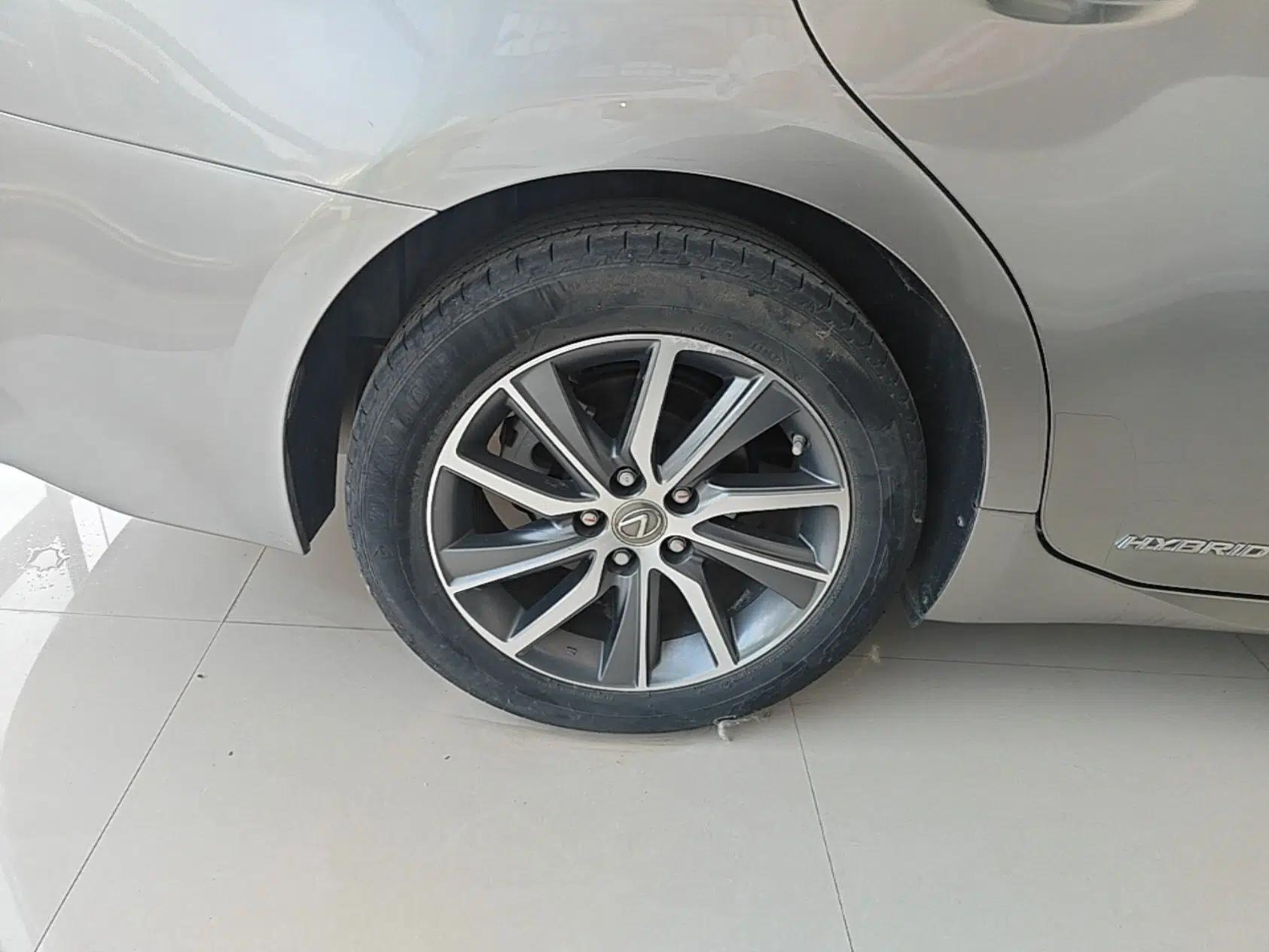 Lexus ES 2015 300h Comfort Edition — миниатюра 11