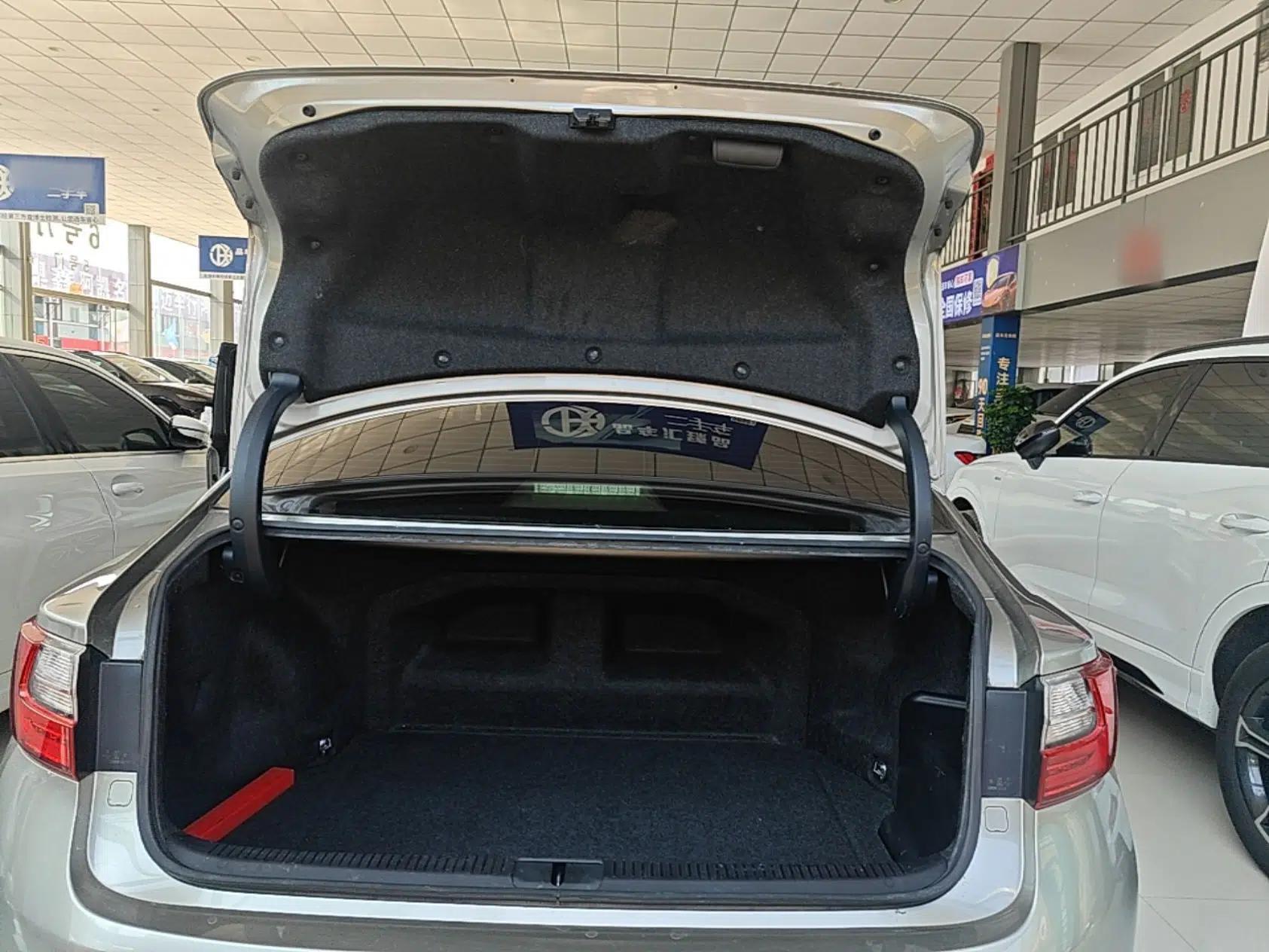 Lexus ES 2015 300h Comfort Edition — миниатюра 22