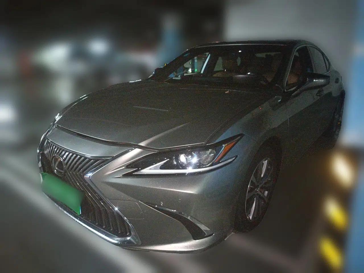 Lexus ES 2020 200 Excellence Edition — миниатюра 1