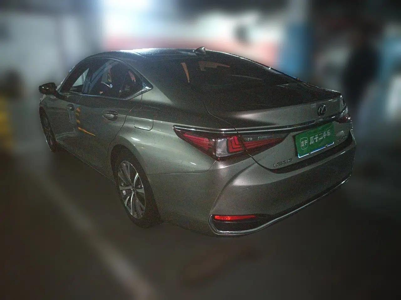 Lexus ES 2020 200 Excellence Edition — миниатюра 4