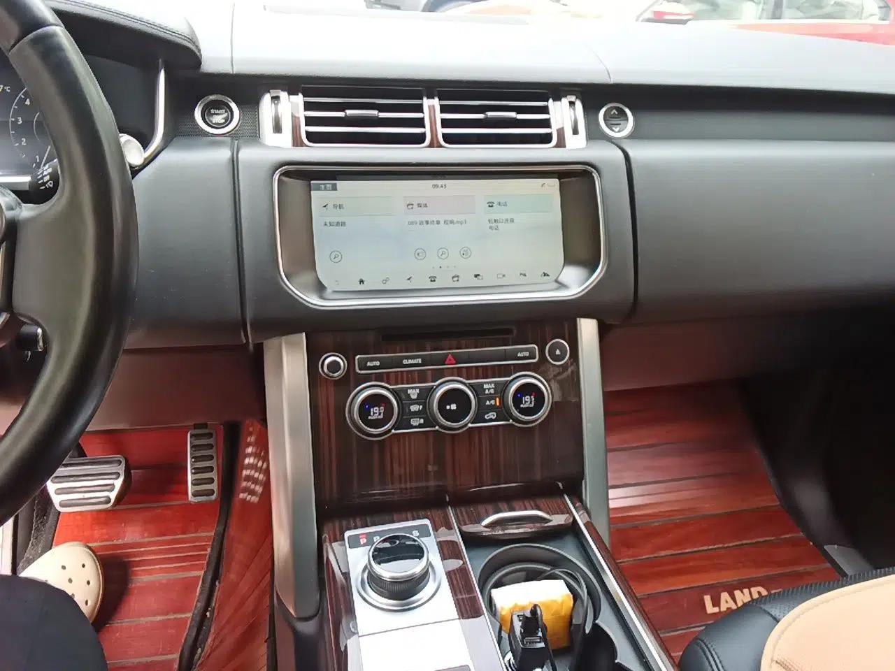 Land Rover Range 2016 3.0 SC V6 Vogue Extended Version — миниатюра 13