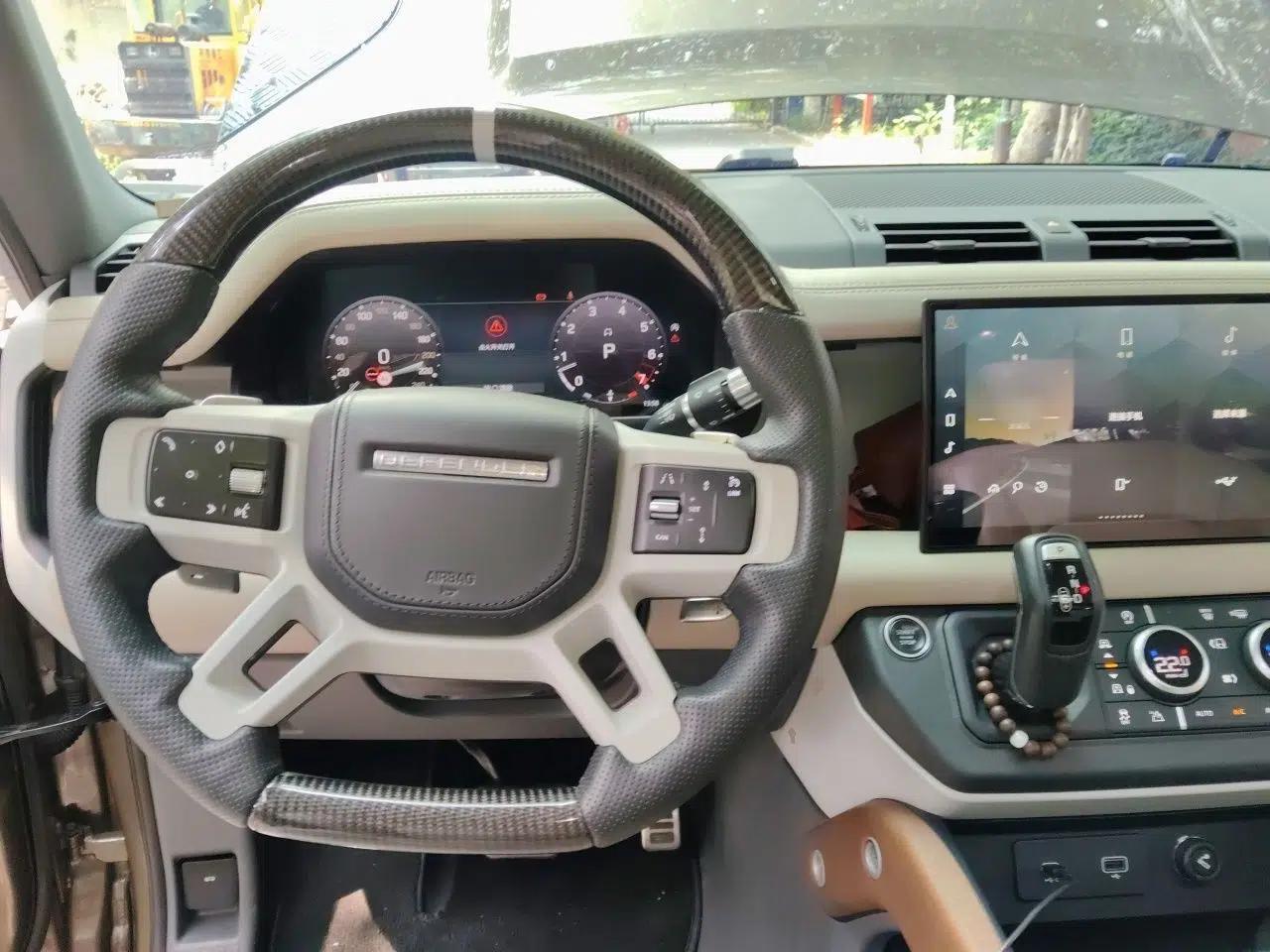 Land Rover Defender 2020 110 P400 Dark Special Edition — миниатюра 10