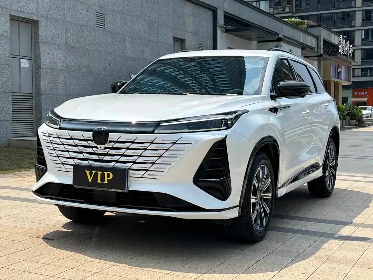 Changan CS75PLUS 2024 Model, Third Generation, Champion Edition, 1.5T Intelligent Driving and Sporty Type — миниатюра 1