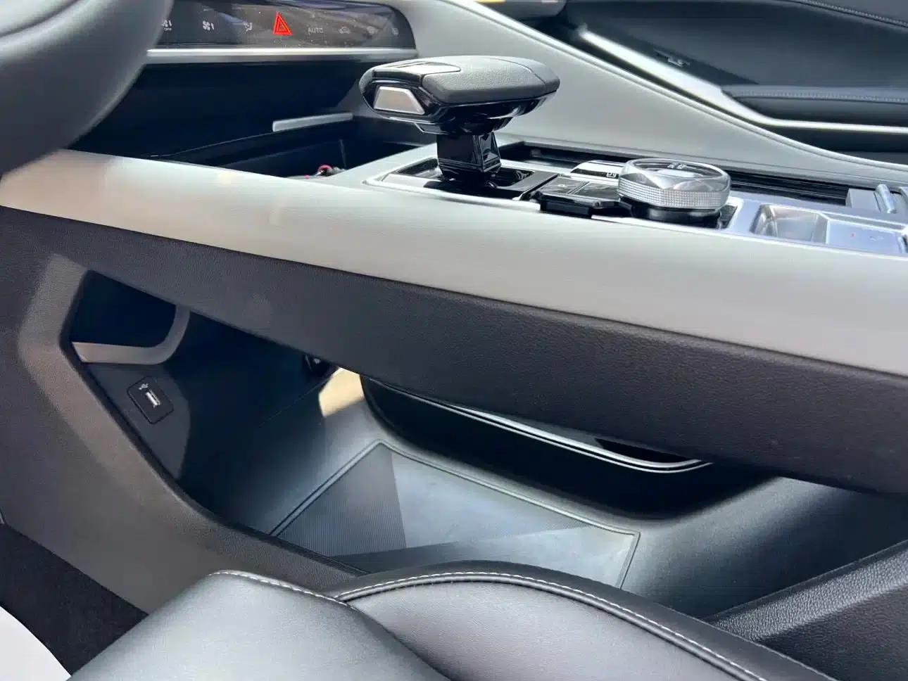 Changan CS75PLUS 2024 Model, Third Generation, Champion Edition, 1.5T Intelligent Driving and Sporty Type — миниатюра 11