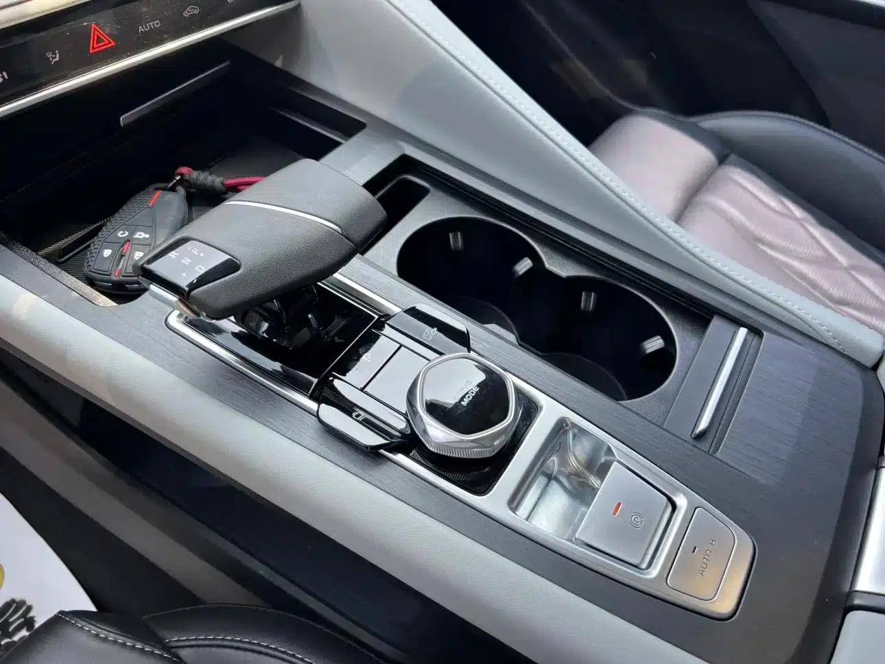 Changan CS75PLUS 2024 Model, Third Generation, Champion Edition, 1.5T Intelligent Driving and Sporty Type — миниатюра 12