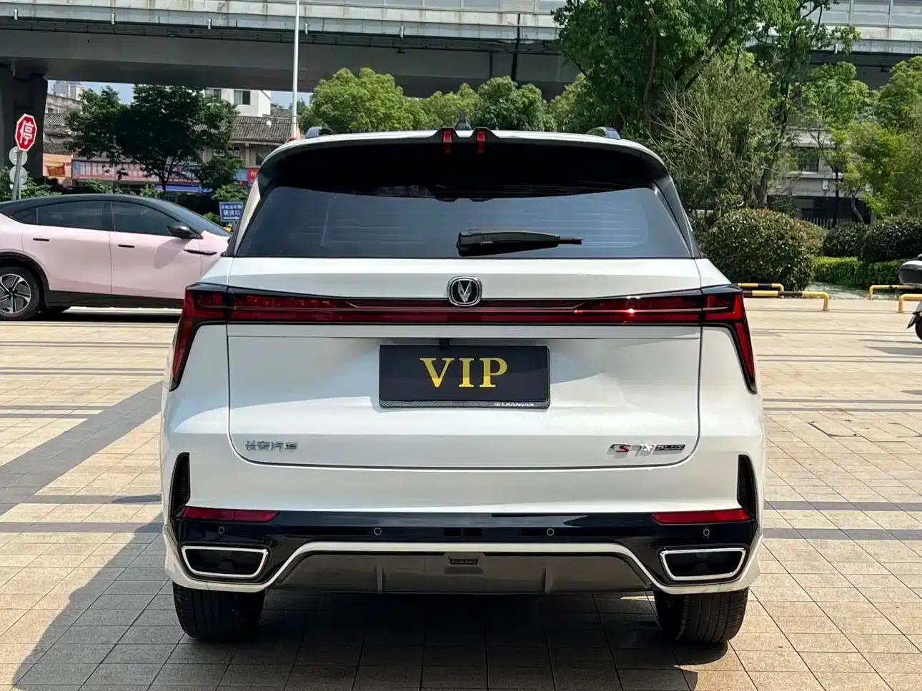 Changan CS75PLUS 2024 Model, Third Generation, Champion Edition, 1.5T Intelligent Driving and Sporty Type — миниатюра 5
