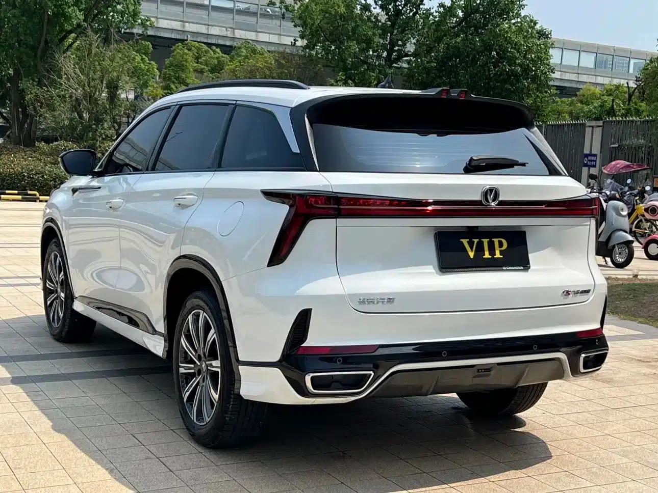 Changan CS75PLUS 2024 Model, Third Generation, Champion Edition, 1.5T Intelligent Driving and Sporty Type — миниатюра 6