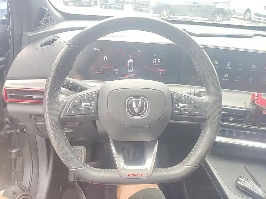 Changan UNI-T 2020 1.5T Flagship Edition — миниатюра 11