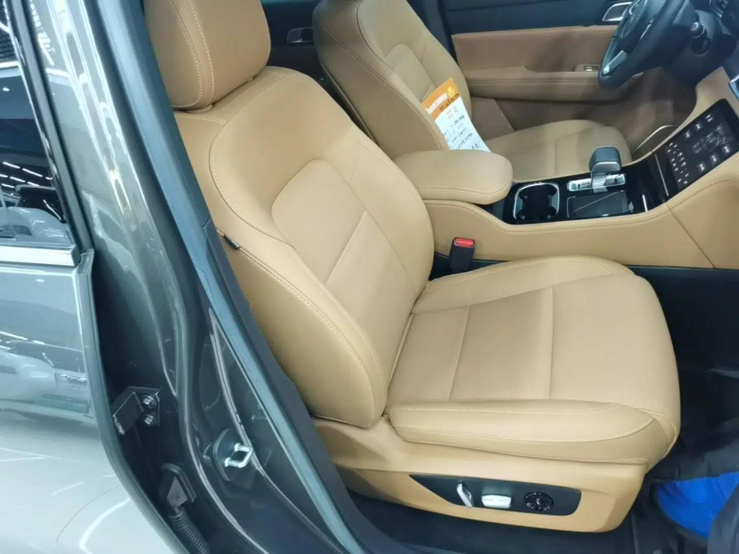 Li Auto ONE 2021 Extended-Range 6-Seater Version — миниатюра 19