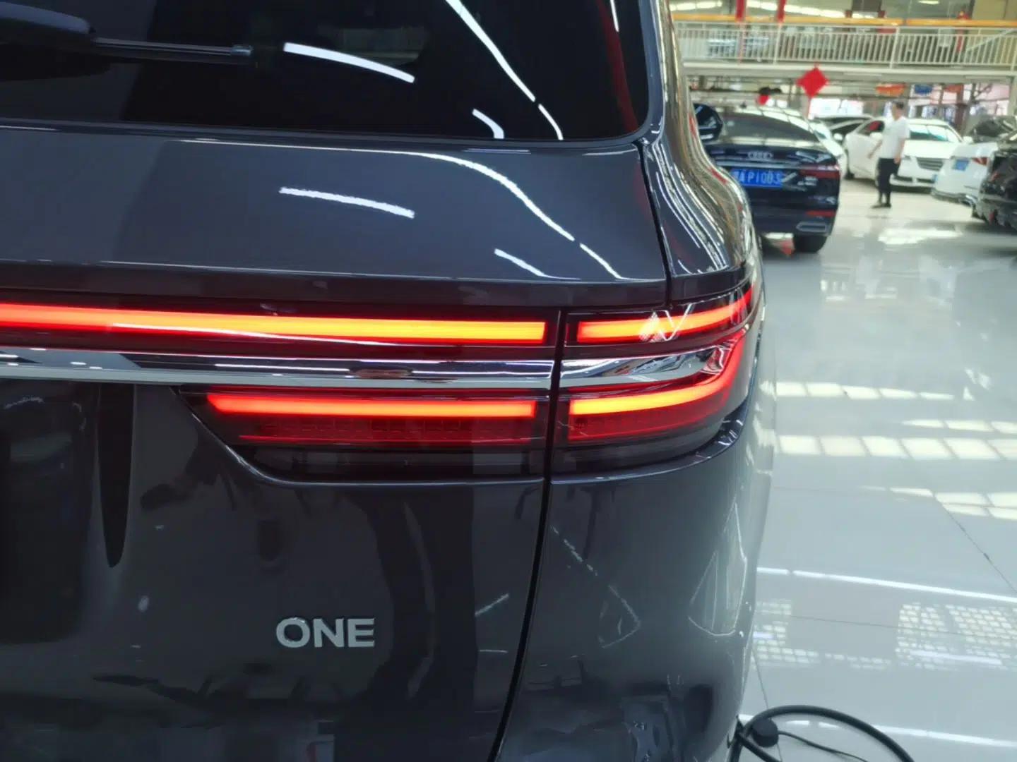 Li Auto ONE 2021 Extended-Range 6-Seater Version — миниатюра 9