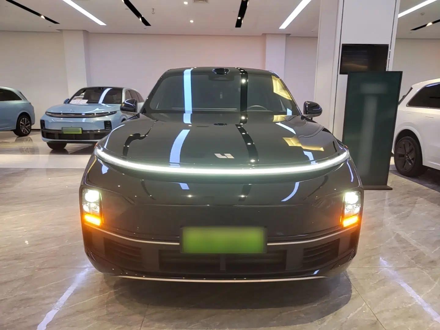 Li Auto L9 2025 Ultra Smart Refreshed Edition — миниатюра 2