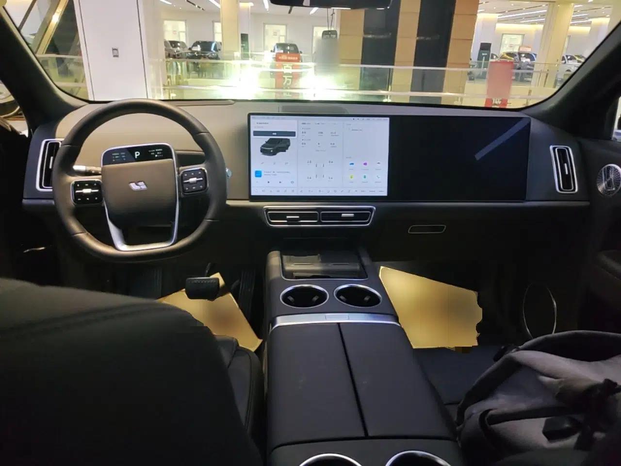 Li Auto L9 2025 Ultra Smart Refreshed Edition — миниатюра 12