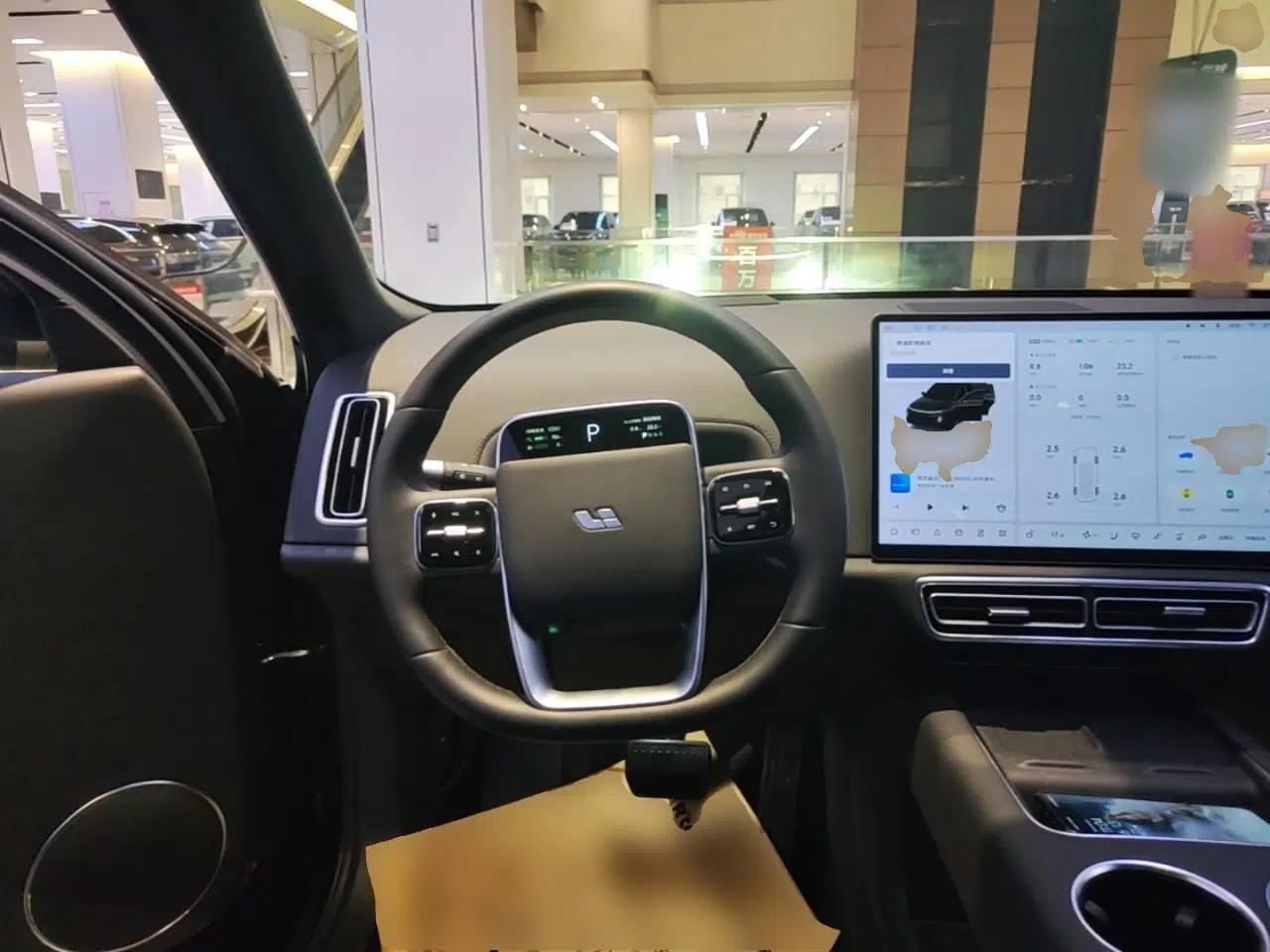 Li Auto L9 2025 Ultra Smart Refreshed Edition — миниатюра 13
