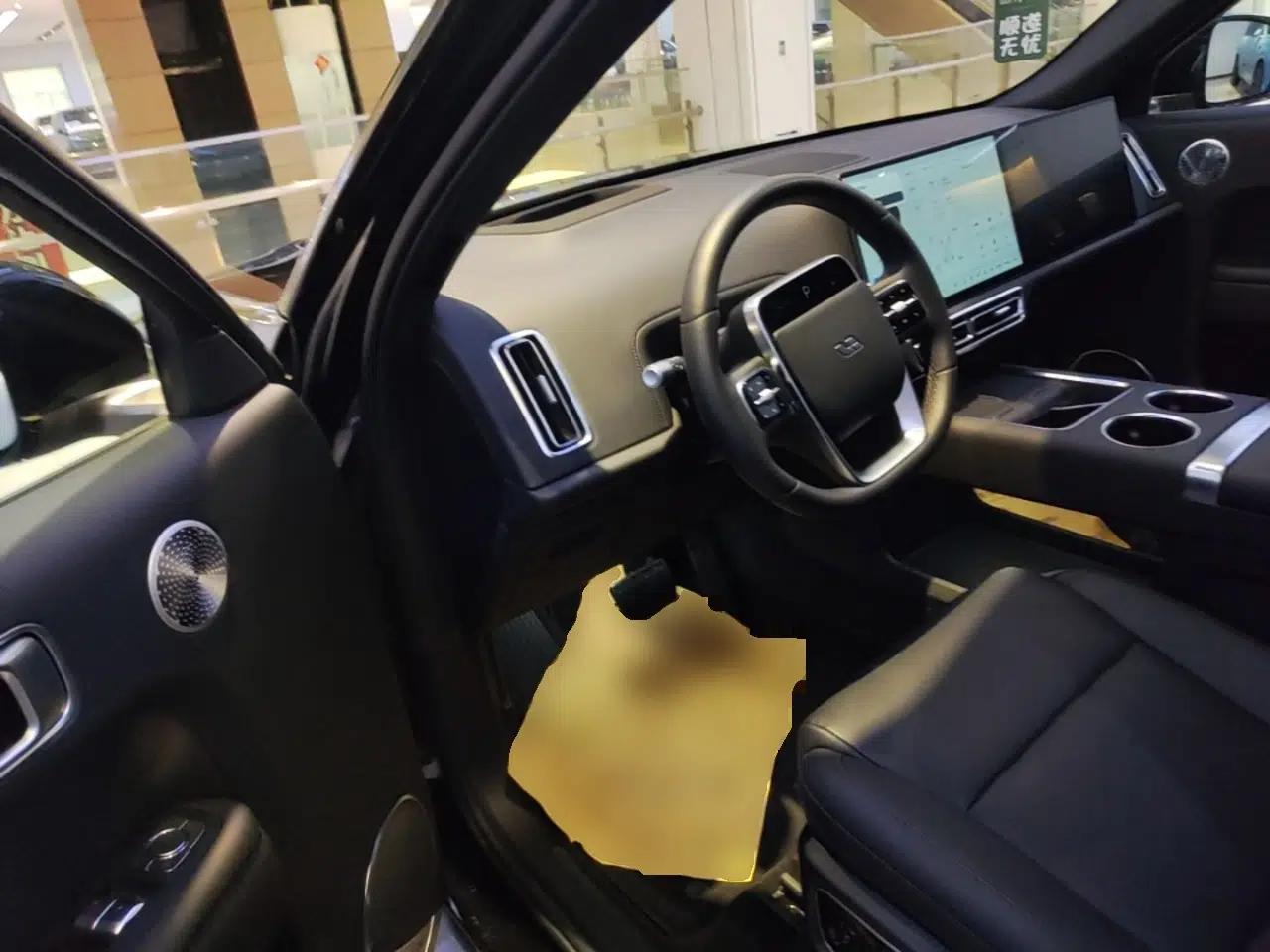 Li Auto L9 2025 Ultra Smart Refreshed Edition — миниатюра 18