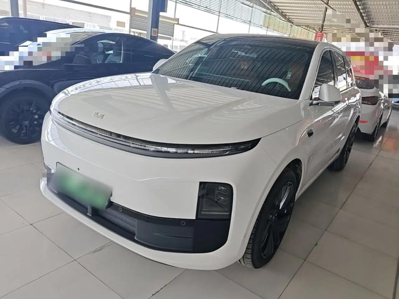Li Auto L6 2024 Pro Model — миниатюра 1