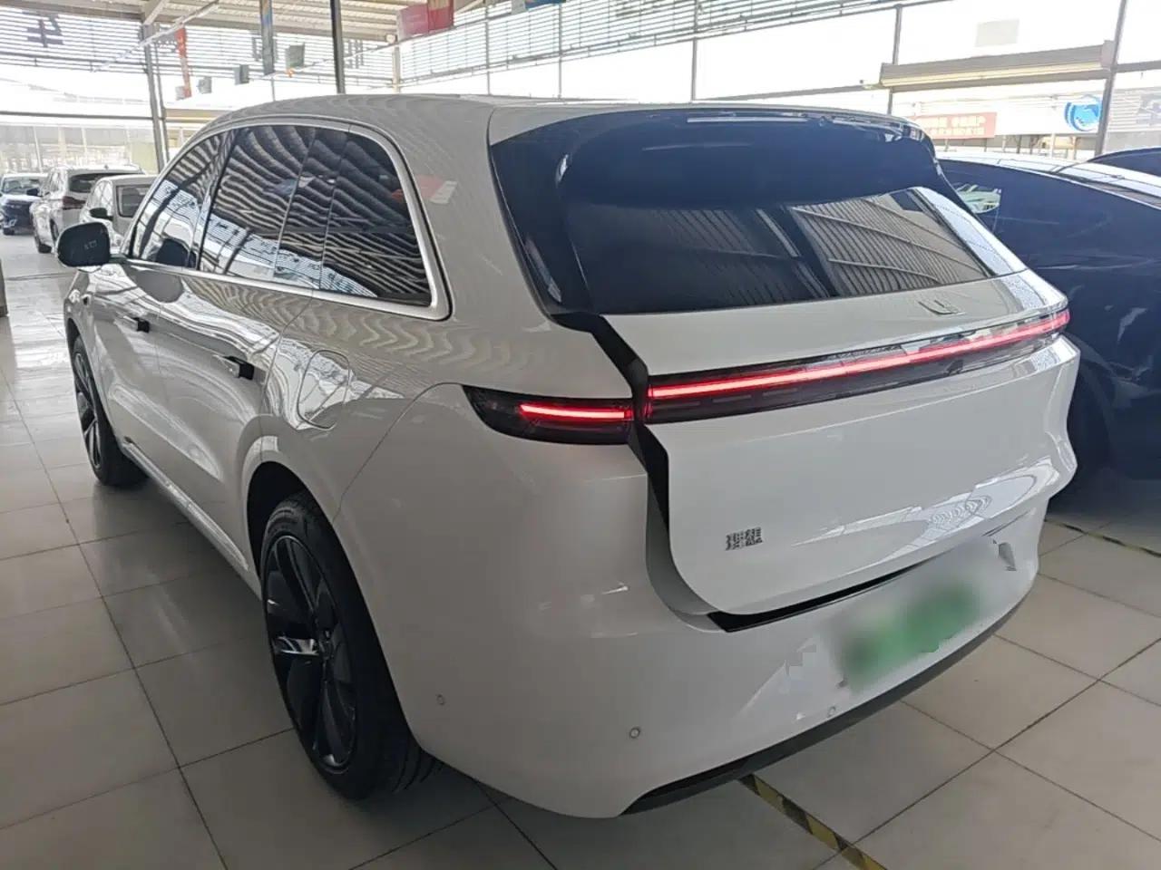 Li Auto L6 2024 Pro Model — миниатюра 4