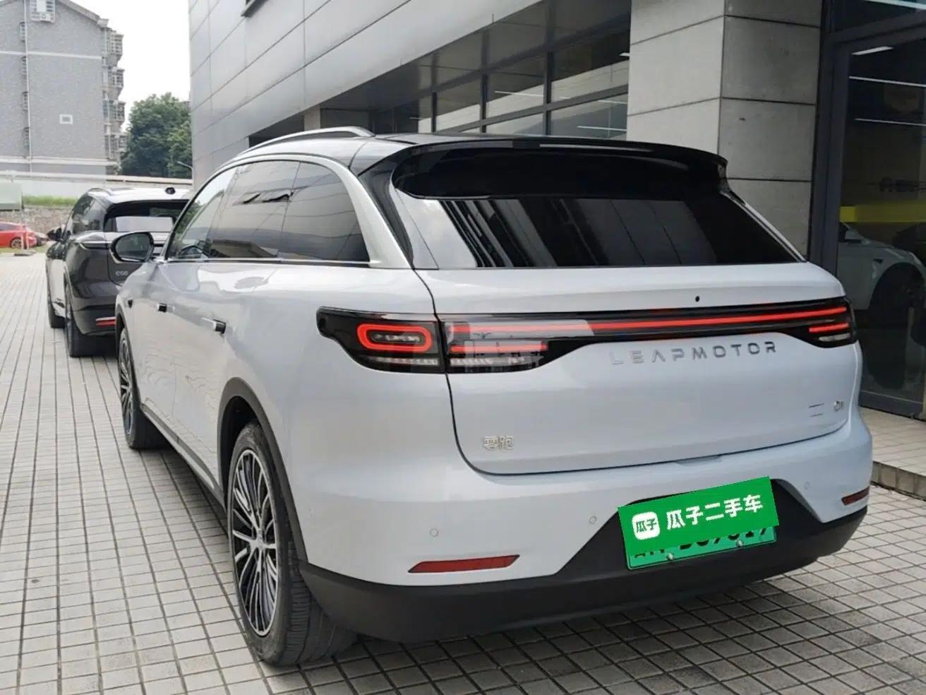 Leapmotor C11 2026 All-Electric 640 LiDAR Prestige Edition — миниатюра 4