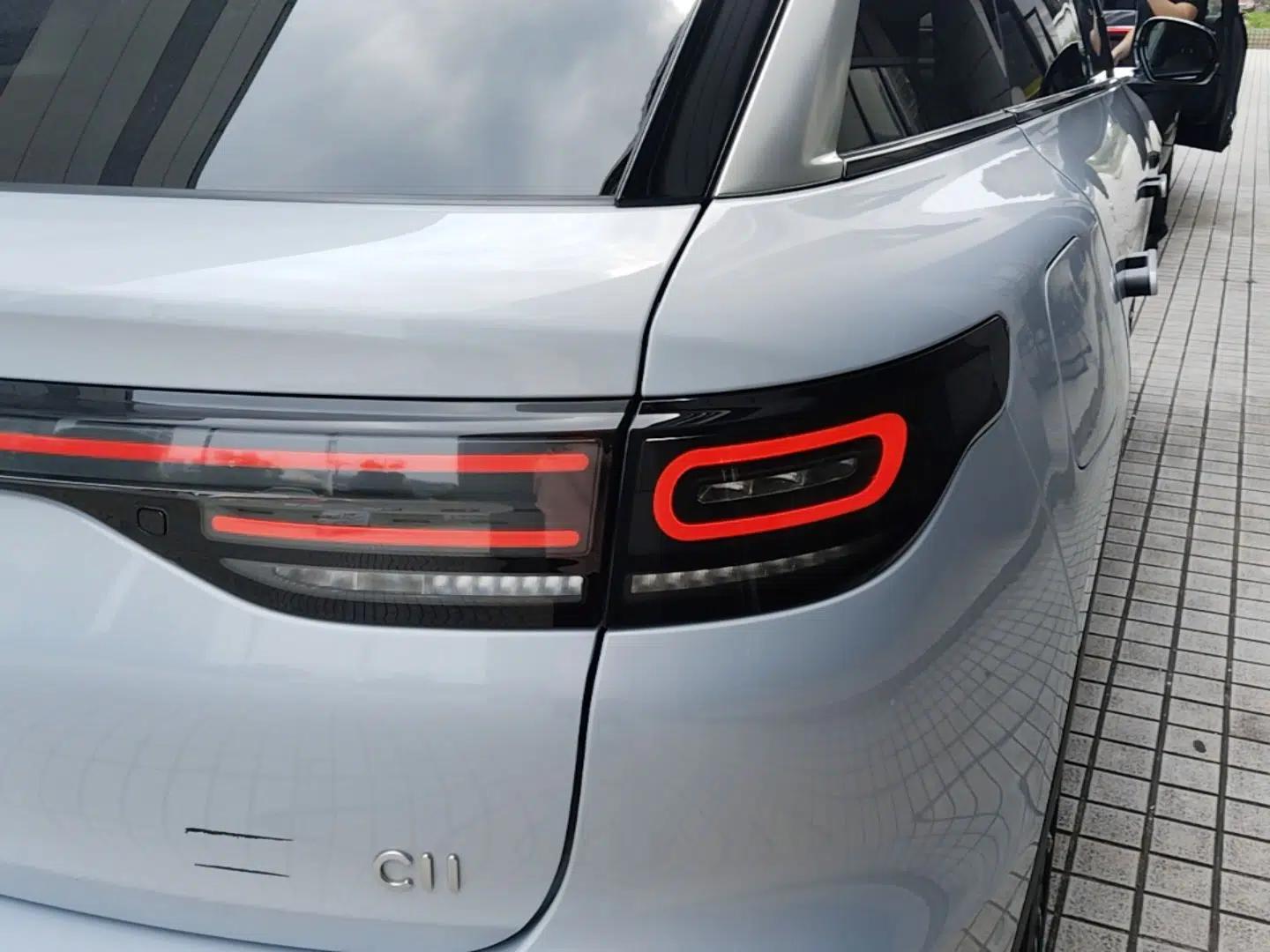 Leapmotor C11 2026 All-Electric 640 LiDAR Prestige Edition — миниатюра 9