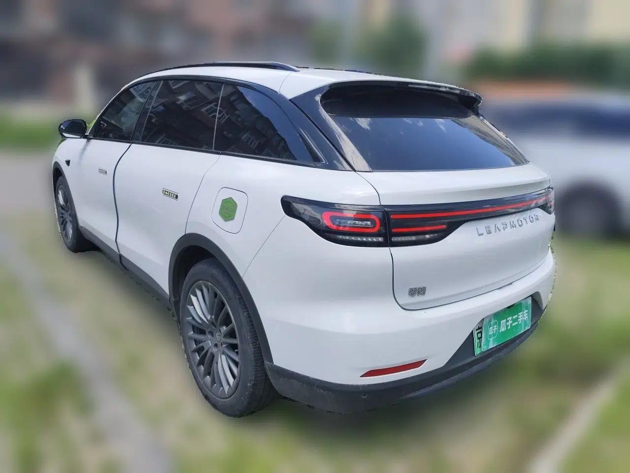 Leapmotor C11 2023 Range-Extended 300 Comfort Edition — миниатюра 4