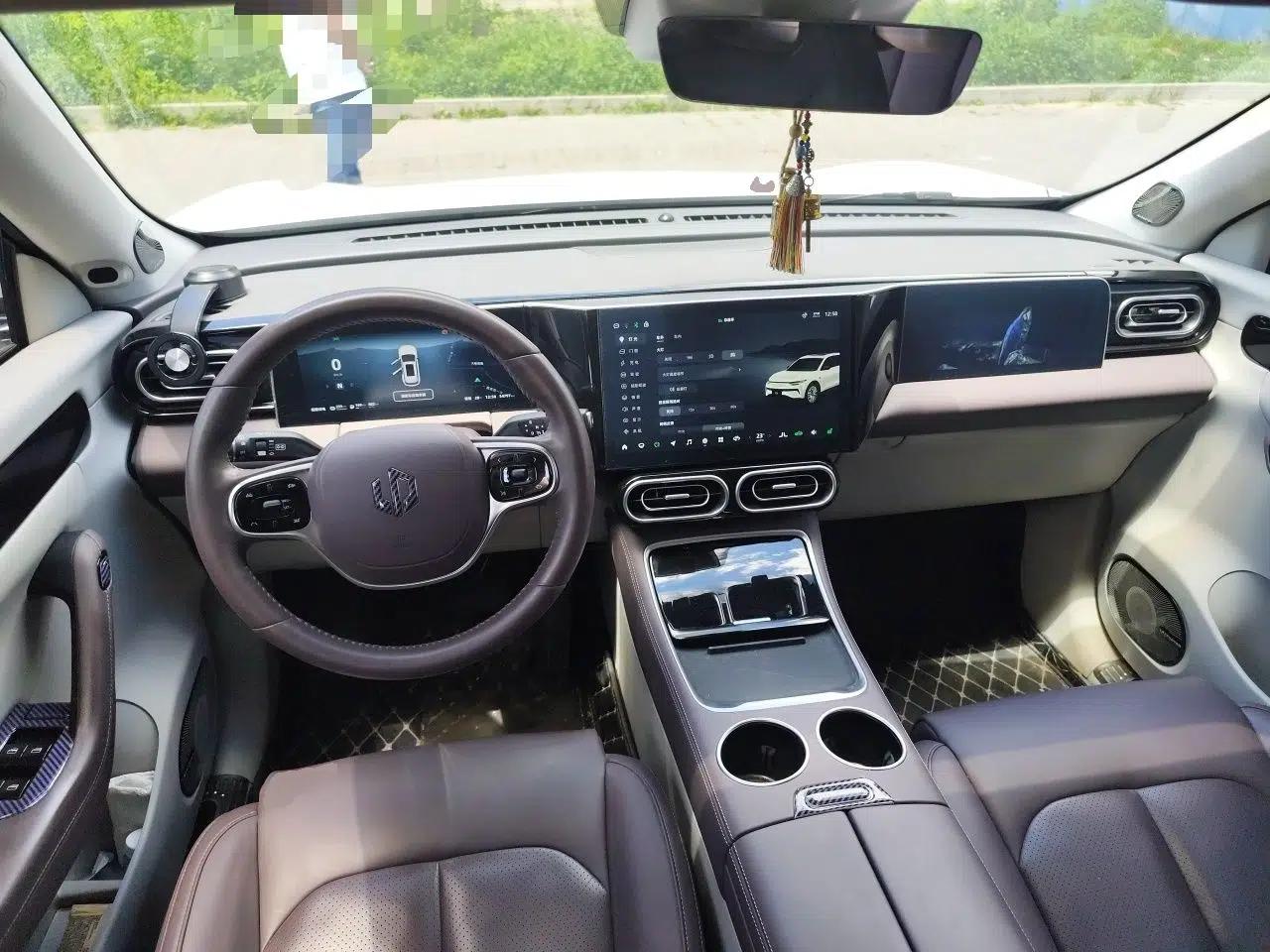 Leapmotor C11 2023 Range-Extended 300 Comfort Edition — миниатюра 9