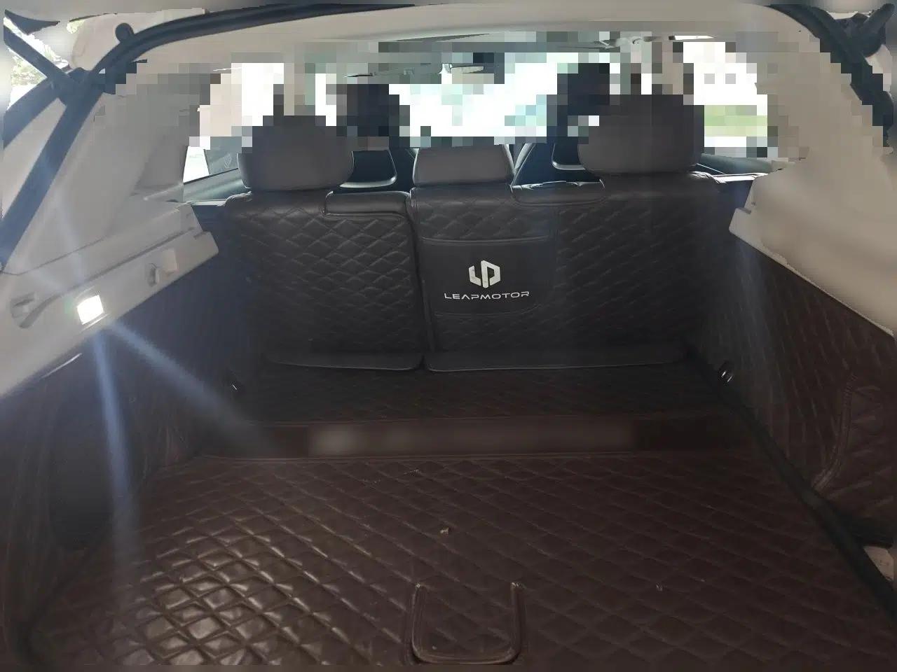 Leapmotor C11 2023 Pure Electric 500 Comfort Edition — миниатюра 19
