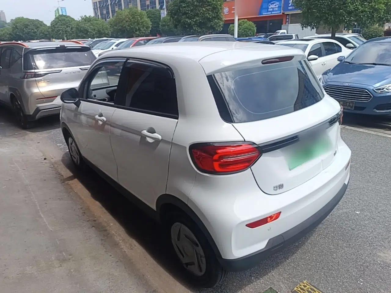 Leapmotor T03 2024 200 Lite Edition — миниатюра 4