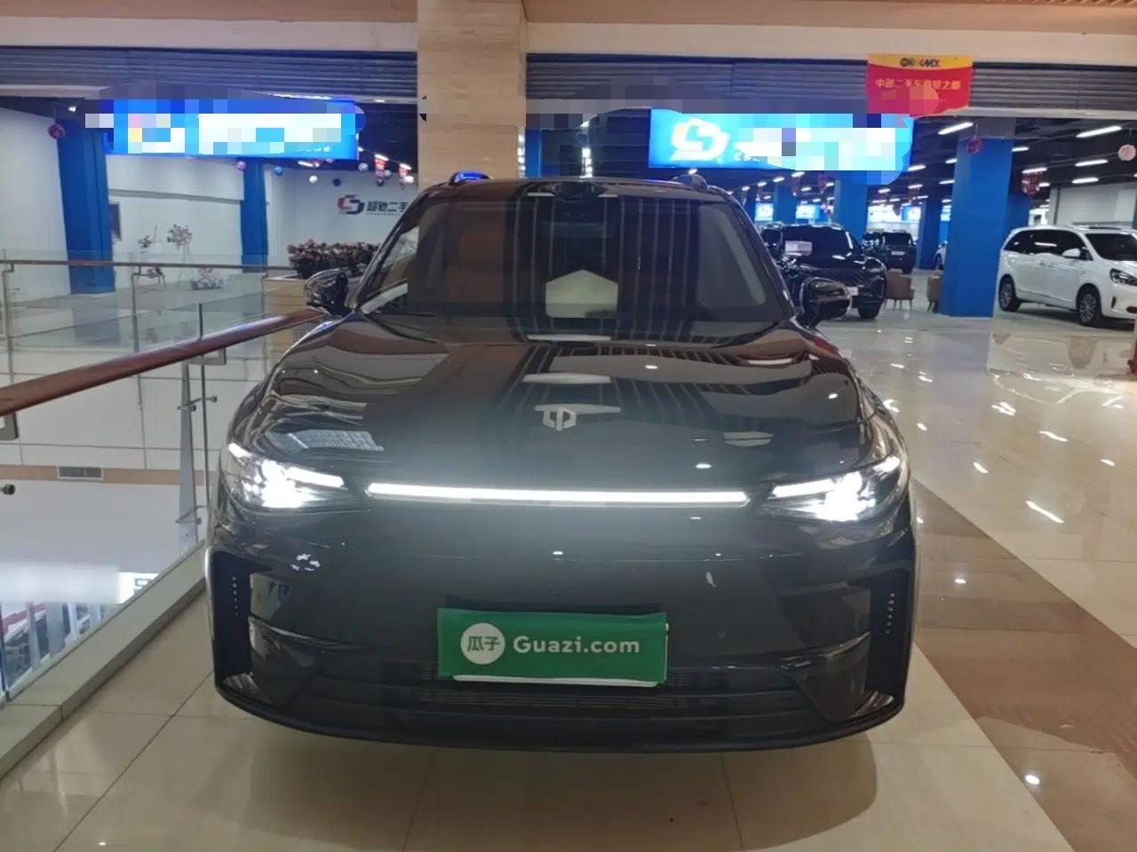 Leapmotor C16 2026 Extended-Range 280 LiDAR Zhizun Edition 6 Seats — миниатюра 2