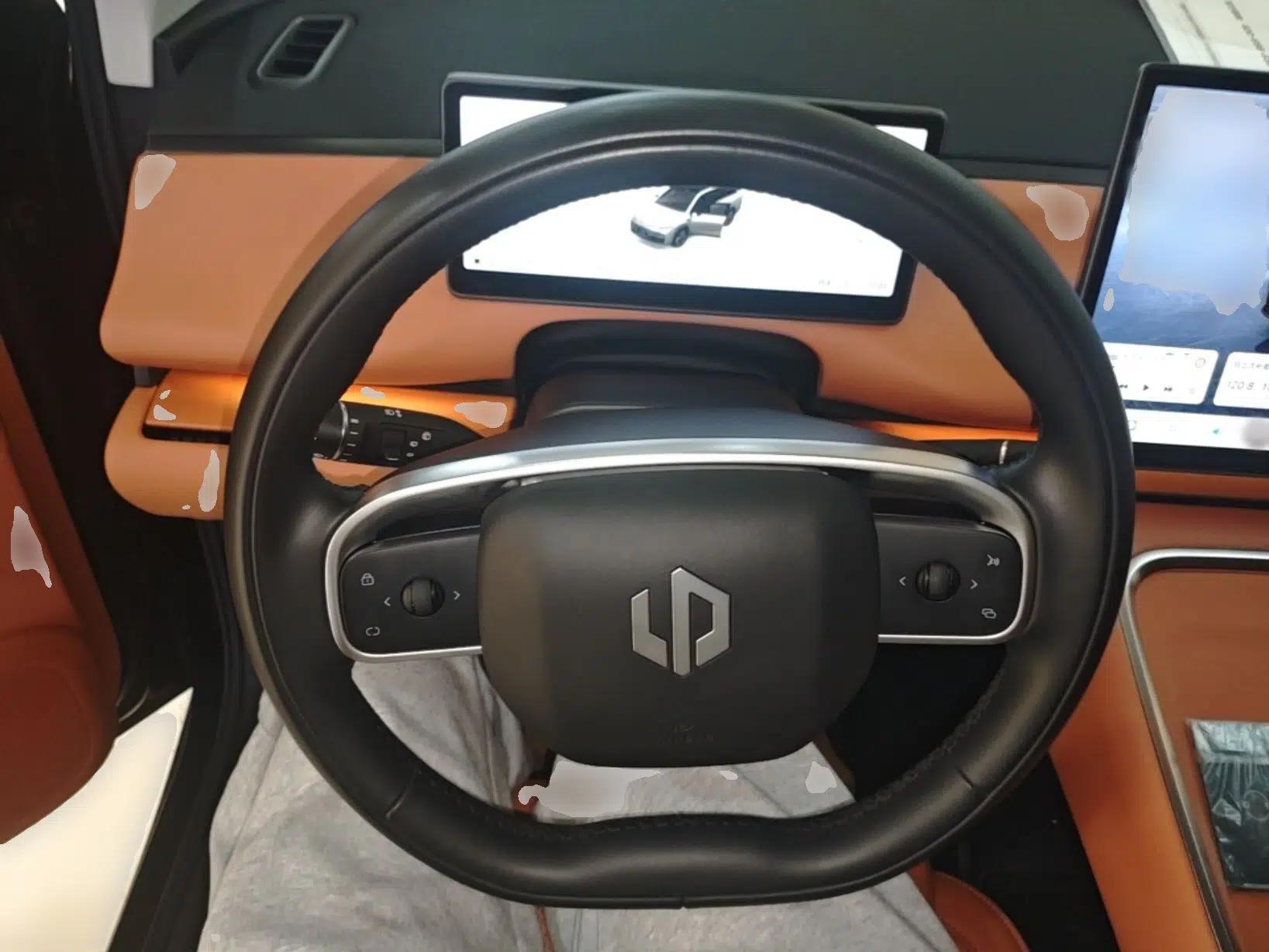 Leapmotor C16 2026 Extended-Range 280 LiDAR Zhizun Edition 6 Seats — миниатюра 20