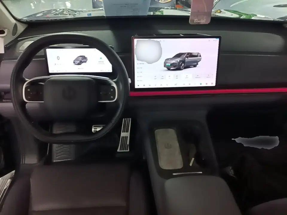 Leapmotor C16 2024 Pure Electric 520 Deluxe Edition — миниатюра 12
