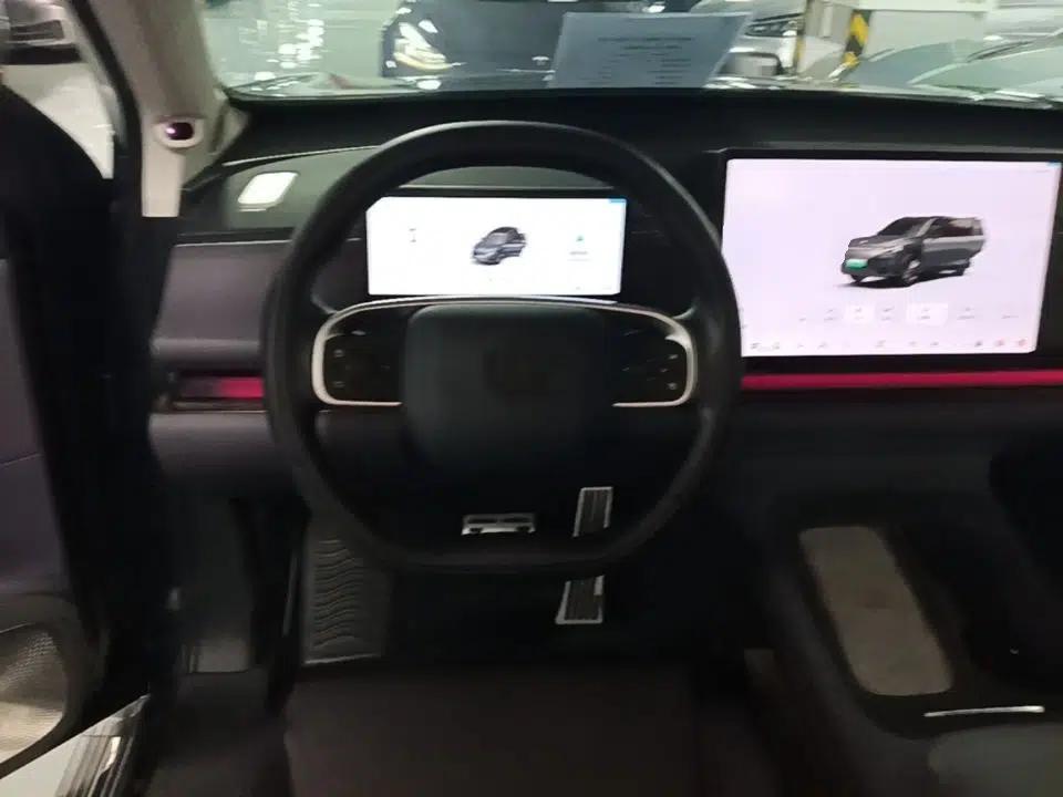 Leapmotor C16 2024 Pure Electric 520 Deluxe Edition — миниатюра 13