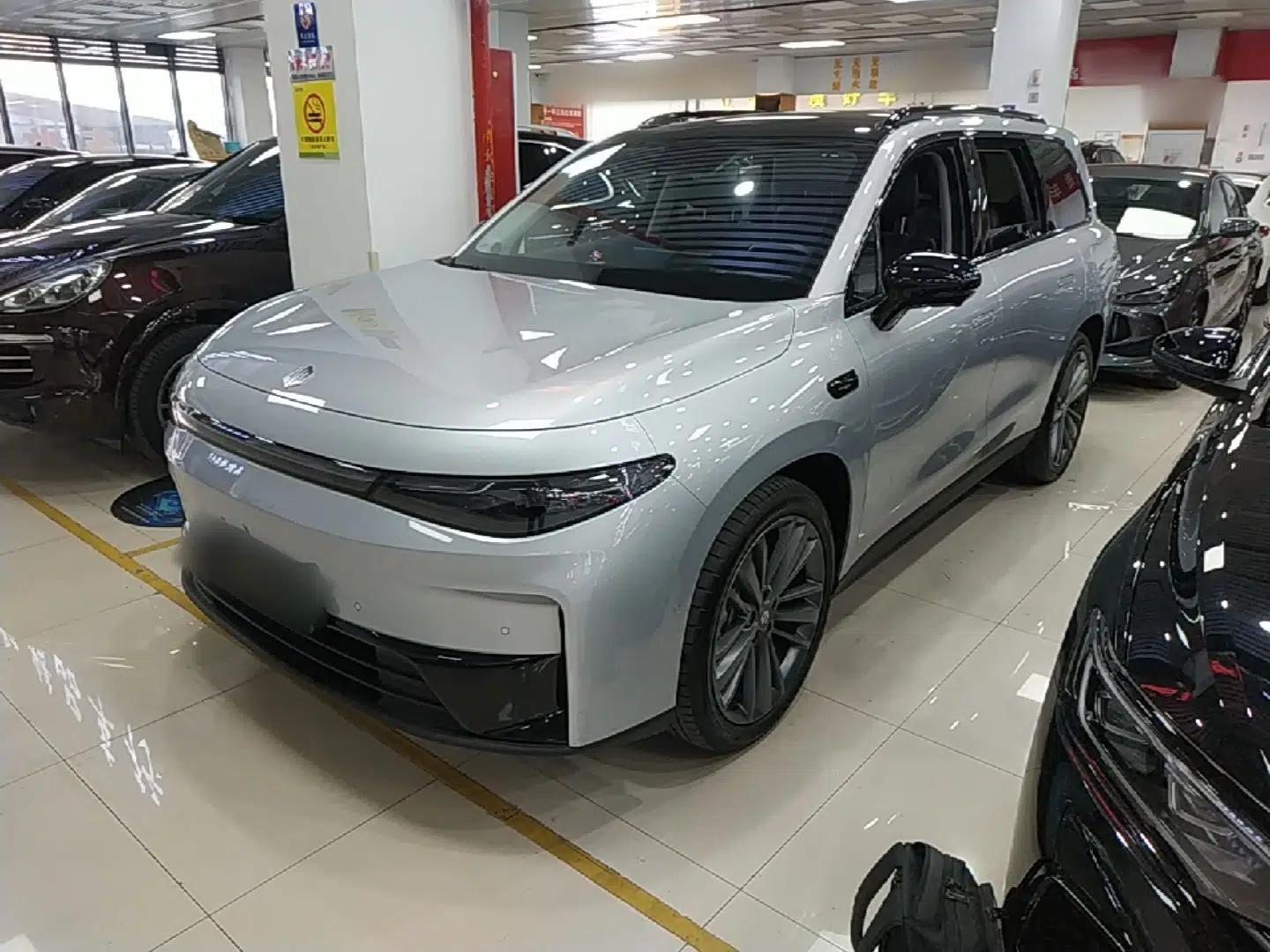 Leapmotor C16 2024 Pure Electric 520 Deluxe Edition — миниатюра 1