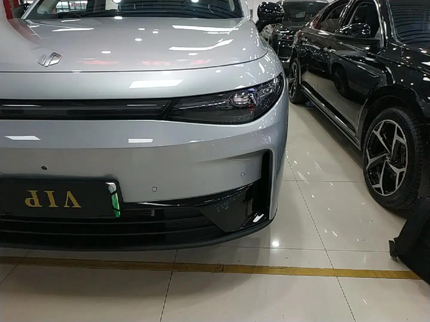 Leapmotor C16 2024 Pure Electric 520 Deluxe Edition — миниатюра 8